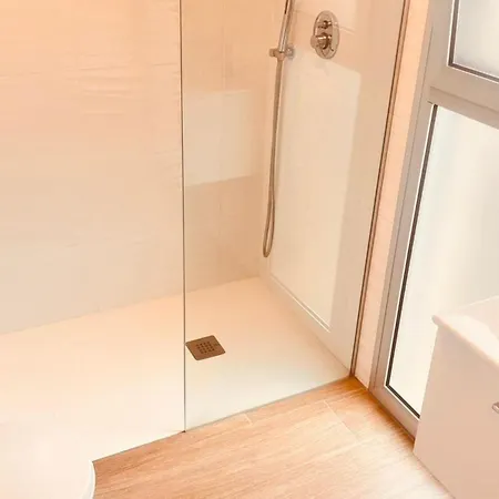 Luxury With Swimmingpool