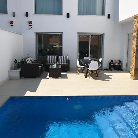 Luxury With Swimmingpool Chalet Torrevieja