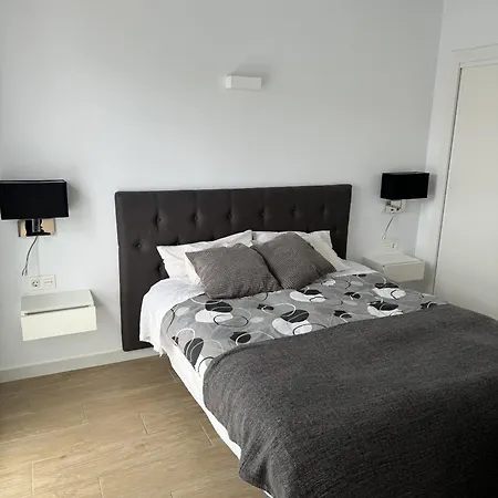 Luxury With Swimmingpool شاليه